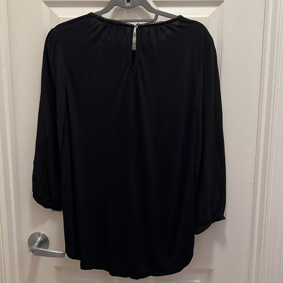 LOFT lightweight Boho style blouse. Black. Knit back. EUC! Size Large. - Picture 10 of 13